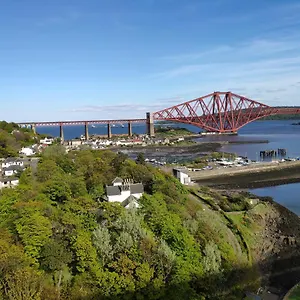 Homestay Chilowen - Happy House, Inverkeithing